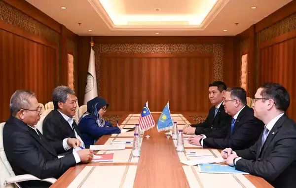 Kazakhstan and OIC Countries Discuss Enhancing Political and Economic Cooperation