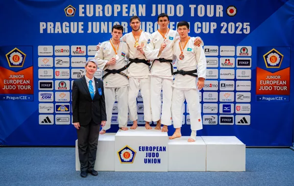 Azerbaijani Judoka Secures Silver at Prague Junior European Cup