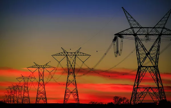 Uzbekistan Restores Electricity Exports to Afghanistan After Earthquake Disruption