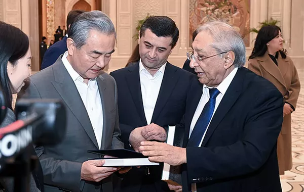 Uzbekistan, China Strengthen Cultural Ties as Top Diplomats Meet in Tashkent
