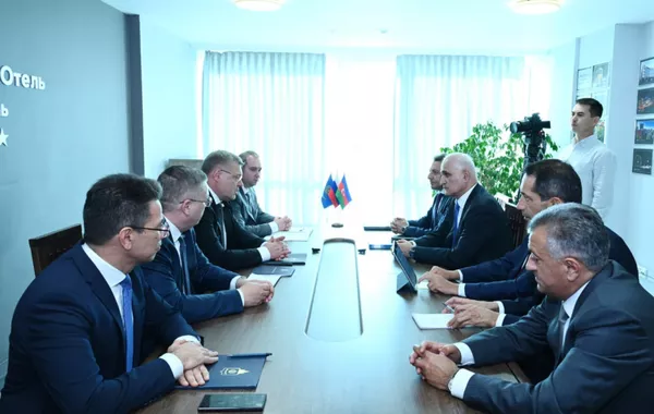 Azerbaijan, Russia Discuss Economic Cooperation in Various Areas