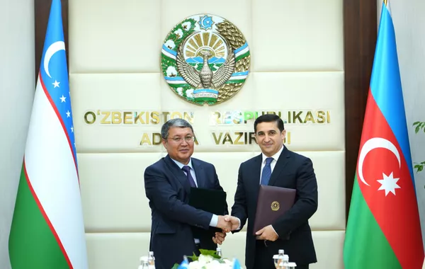 Azerbaijani, Uzbek Justice Ministries Ink Cooperation Program