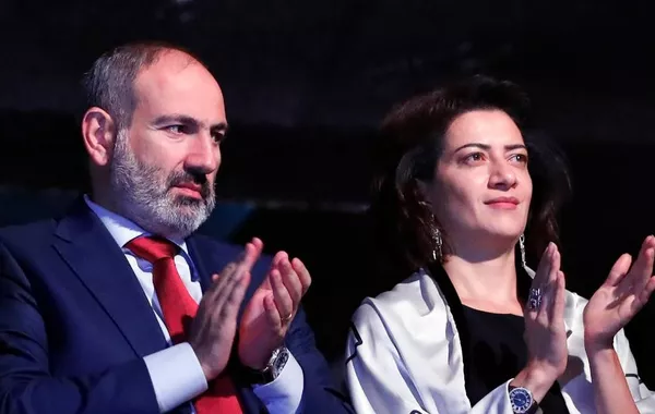 Pashinyan Announces Separation from First Lady Anna Hakobyan