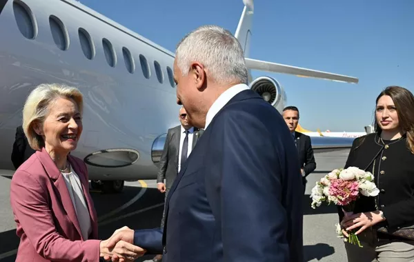 European Commission President Arrives in Armenia for High-Level Talks With PM - VIDEO