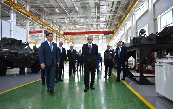 Kazakh Leader Visits Besqaru Plant to Inspect Armored Vehicles