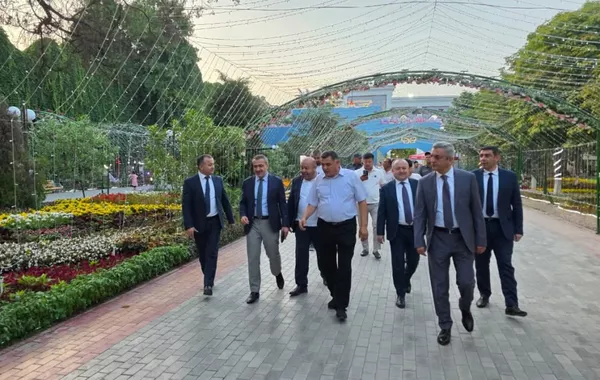 Azerbaijan and Uzbekistan Deepen Ties at Namangan’s International Flower Festival