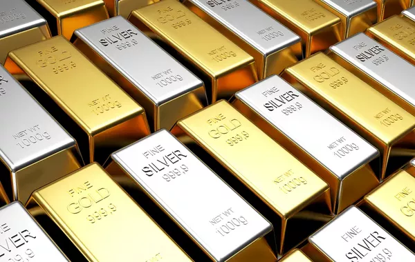 Gold Hits Record High, Silver Reaches Nine-Year Peak