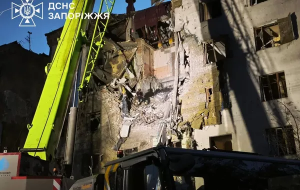 Russian Glide Bomb Attack on Zaporizhzhia Kills 2, Injures Over 40, Including Children