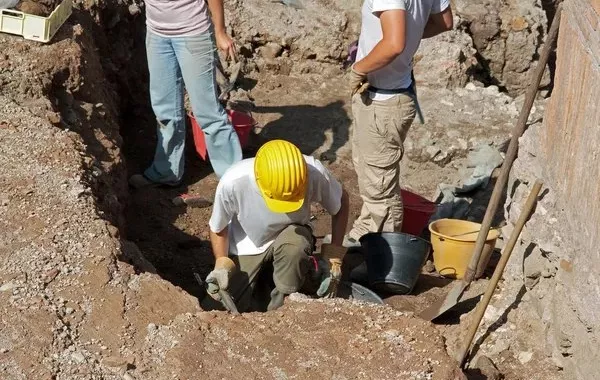 Ancient Water Pipeline Discovered on 65-Meter Hill in Tajikistan