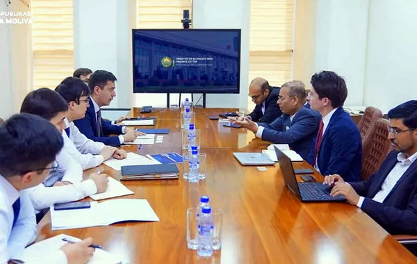 Saudi DataVolt CEO, Uzbek Deputy Minister Forge Path for Green Energy and IT Collaboration