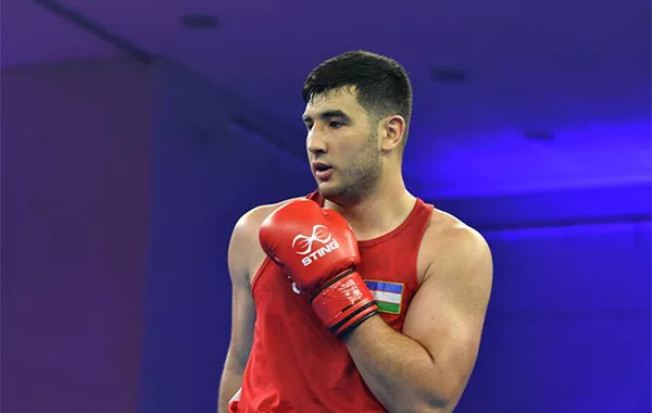 Uzbek Boxer Takes Silver in Super Heavyweight World Championship Final