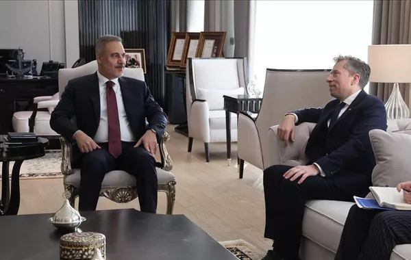 Turkish FM and UN Relief Chief Meet in Ankara