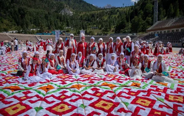 Kazakh Patchwork Quilt Breaks World Record