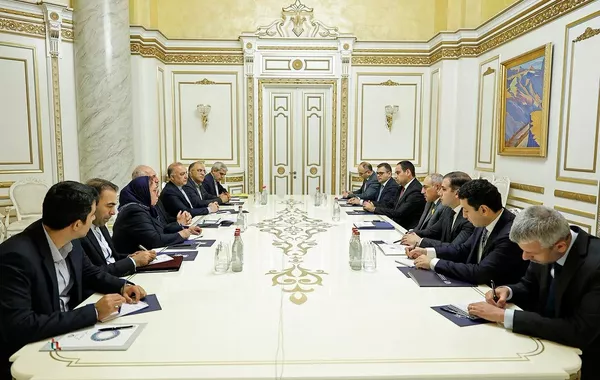 Armenia, Iran Discuss Bilateral Ties, Regional Situation