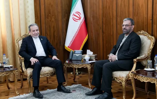 Iran Seeks Closer Relations with Tajikistan
