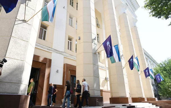 Azerbaijani Journalists Examine Uzbekistan’s Evolving Media Landscape