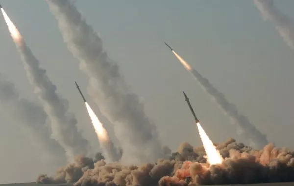 IRGC Claims Launch of Heavy Missile Strikes on Tel Aviv and Haifa