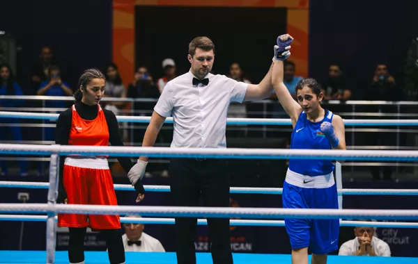 Six Azerbaijani Female Boxers Reach Finals at CIS Games
