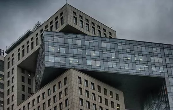 Bomb Threat Triggers Evacuation at Moscow Business Center - VIDEO