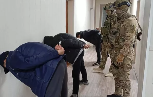 Robbers Posed as Women to Target Shops in Kyrgyzstan - VIDEO