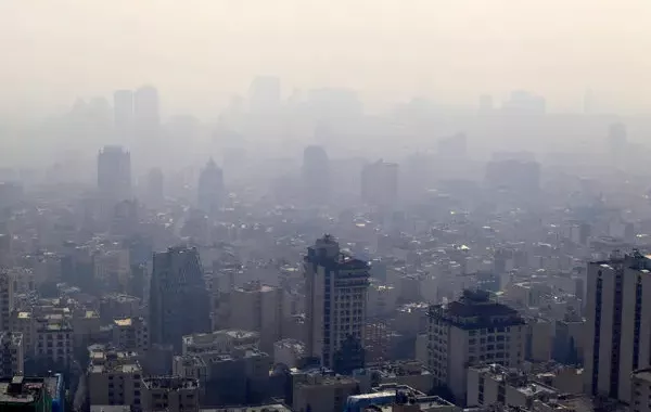 Severe Air Pollution Forces Tehran to Renew Closures