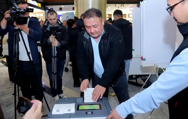 Kyrgyzstan Launches Nationwide Test for Remote Voting Ahead of Snap Elections