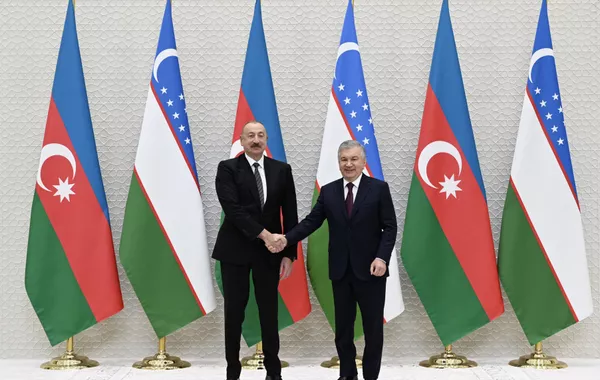 President Ilham Aliyev Holds Bilateral Talks with Uzbek President Shavkat Mirziyoyev in Tashkent