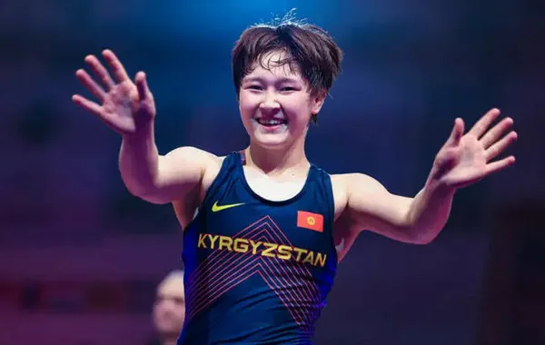 Kyrgyz Wrestler Takes Gold at Prestigious CIS Games