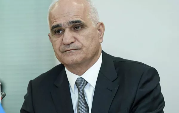 Azerbaijan, Armenia Officials Hold Talks on Border Dispute