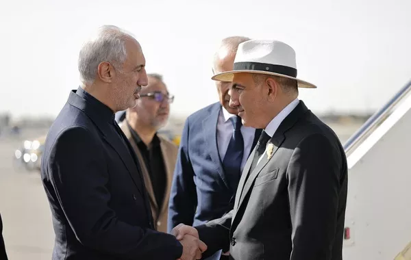 Armenian PM Travels to Tehran to Attend Farewell for Iran's Supreme Leader - VIDEO