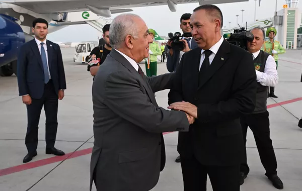 Prime Minister Ali Asadov Begins Working Visit to Turkmenistan