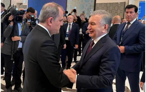 Azerbaijani FM Congratulates Uzbek Leader on Hosting Successful UNESCO Event