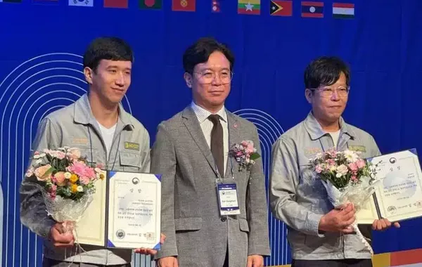 Uzbek Welder Wins Prestigious Best Foreign Worker Award in South Korea