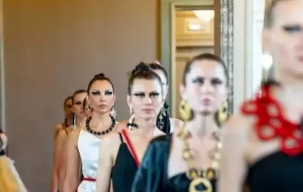 Kazakhstan’s TuLOla Jewelry Shines at Milan Fashion Week with Unique Coal Creations