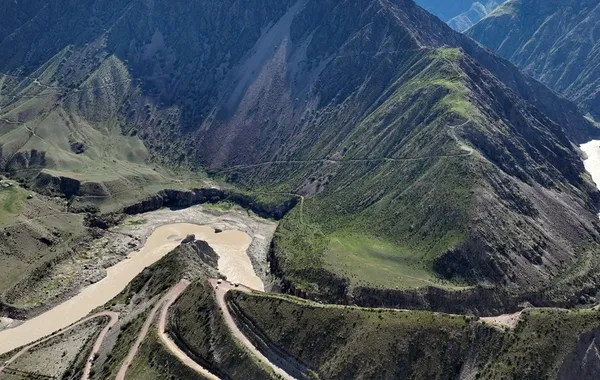 Kazakhstan, Kyrgyzstan and Uzbekistan Advance Major Hydropower Project