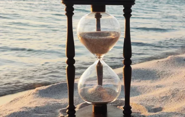 Clock Ticking Faster - Science Explains Aging-Time Illusion