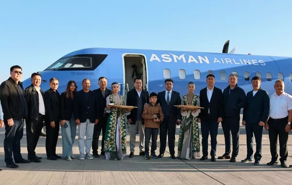 Kyrgyzstan Expands National Aviation with Third Dash 8 Q400 for Asman Airlines