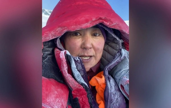 Alpinist Asel Baibagysheva Becomes First Woman from Kyrgyzstan to Climb Mount Everest