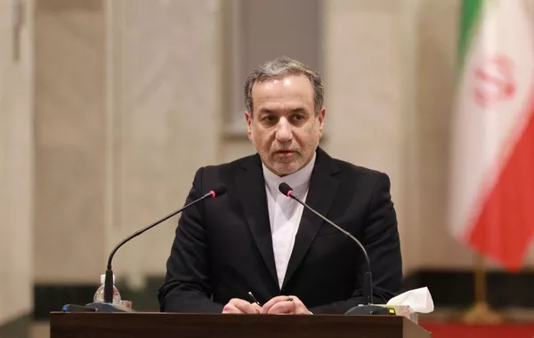 Araghchi Says Iran’s Missile Program Is Non-Negotiable