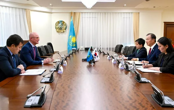 Kazakhstan, South Korea Discuss Strengthening Ties