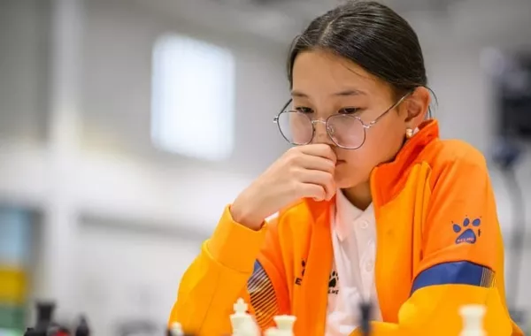 Kyrgyz Chess Prodigy Strikes Gold at World Schools Championship in US