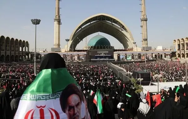 Hundreds of Thousands Gather in Iran to Honor Late Ali Khamenei