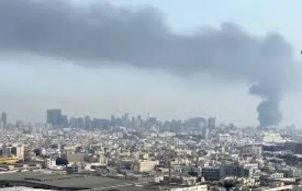 Iran Launches Missile Strike on US Air Base in Bahrain - VIDEO