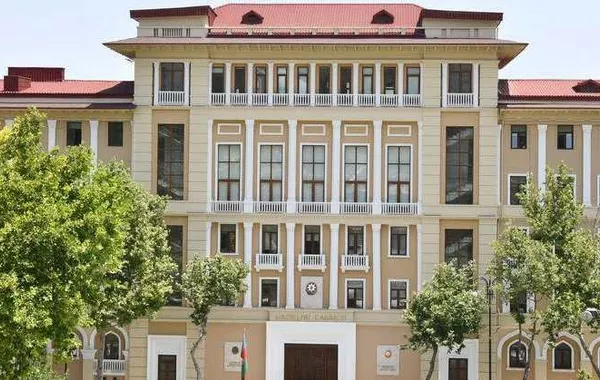 Azerbaijan Suspends Truck Traffic at Iran's Border After Drone Attack on Nakhchivan