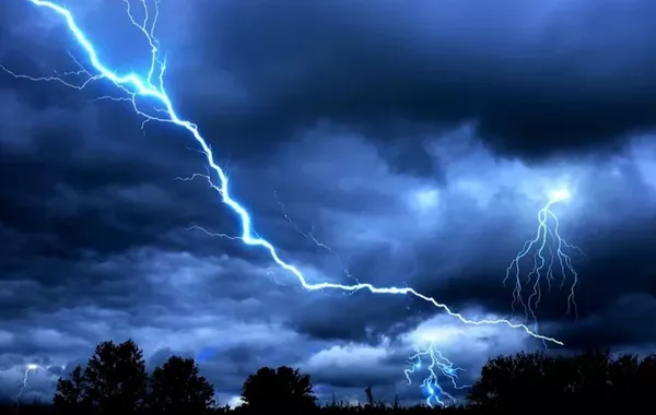 Thunderstorms and Heat Wave Threaten Kazakhstan’s Astana, Almaty, Shymkent