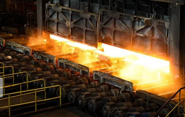 US-Israeli Strike Hits Iran’s Khuzestan Steel, Disrupts Production