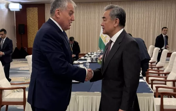 Tajikistan and China Foreign Ministers Discuss Cooperation Issues