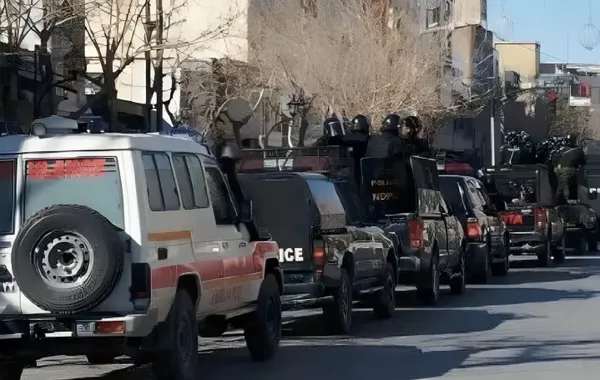 Iran Security Forces Establish Checkpoints Across Tabriz, Lawyer Reports
