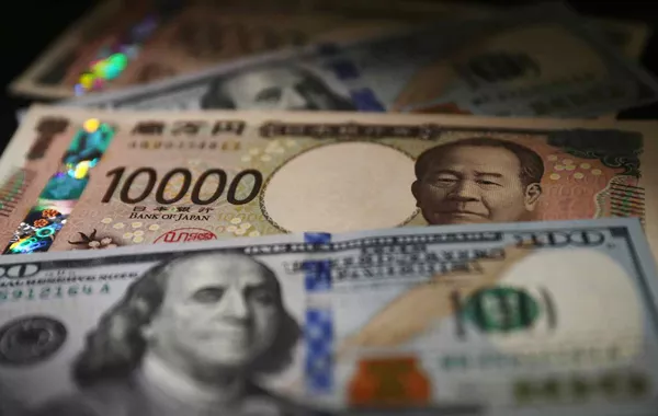 Oil Prices Soar Due to Iran War; Japan Takes Emergency Action to Support the Yen