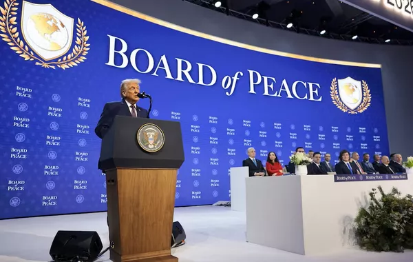 Trump Warns Iran: Deal or Consequences in 10 Days